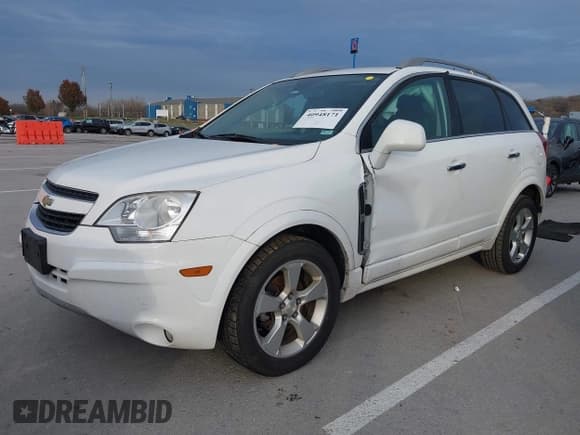 ✅ 2014 Chevrolet Captiva Sport LTZ • VIN: 3GNAL4EK6ES631467 • Lot: 40948171. Wystawiony na IAAI z przebiegiem 146 395 mil. Bezpłatny archiwum sprzedaży aukcyjnych z USA i szczegółowy raport historii pojazdu na DreamBid. Zdjęcie 18.