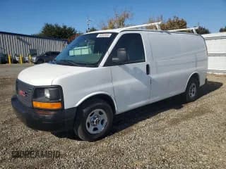 ✅ 2006 GMC Savana Cargo • VIN: 1GTFG15X661112578 • Lot: 80583464. Wystawiony na Copart z przebiegiem 212 501 mil. Bezpłatny archiwum sprzedaży aukcyjnych z USA i szczegółowy raport historii pojazdu na DreamBid. Zdjęcie 1.