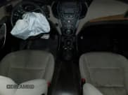 ✅ 2016 Hyundai Santa Fe • VIN: 5XYZUDLB6GG343593 • Лот: 79295073. Опубликован ранее на Copart с пробегом Не указан. Бесплатный доступ к архиву аукционных продаж из США и подробный отчёт об истории автомобиля на DreamBid. Изображение 8.