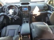 ✅ 2022 Subaru Ascent Onyx • VIN: 4S4WMAJDXN3400266 • Lot: 87310585. Wystawiony na Copart z przebiegiem 61 621 mil. Bezpłatny archiwum sprzedaży aukcyjnych z USA i szczegółowy raport historii pojazdu na DreamBid. Zdjęcie 8.