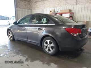 2014 Chevrolet Cruze 1LT with VIN 1G1PC5SB1E7180680, listed as a IAAI auction lot 43355904 with 113,924 mi miles and . Bid and sale history available at DreamBid. Image 3.