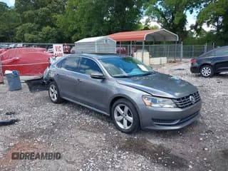 ✅ 2012 Volkswagen Passat SE • VIN: 1VWBN7A33CC103831 • Lot: 42512198. Listed on IAAI with 110,376 mi. Free auction sales archive from the USA and detailed vehicle history report at DreamBid. Image 1.