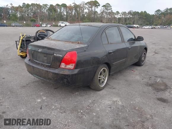 ✅ 2005 Hyundai Elantra GLS • VIN: KMHDN46D25U077064 • Lot: 43613655. Wystawiony na IAAI z przebiegiem 191 347 mil. Bezpłatny archiwum sprzedaży aukcyjnych z USA i szczegółowy raport historii pojazdu na DreamBid. Zdjęcie 4.