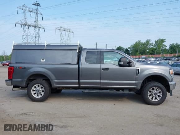 ✅ 2022 Ford F-250 XL • VIN: 1FT7X2BN0NED55131 • Lot: 42344577. Wystawiony na IAAI z przebiegiem 51 913 mil. Bezpłatny archiwum sprzedaży aukcyjnych z USA i szczegółowy raport historii pojazdu na DreamBid. Zdjęcie 14.