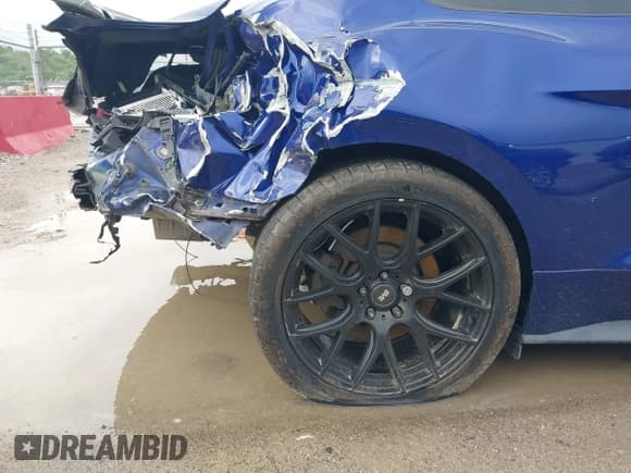 ✅ 2015 Ford Mustang GT Premium • VIN: 1FA6P8CF1F5320918 • Лот: 42167025. Опубликован ранее на IAAI с пробегом 123 039 миль. Бесплатный доступ к архиву аукционных продаж из США и подробный отчёт об истории автомобиля на DreamBid. Изображение 6.