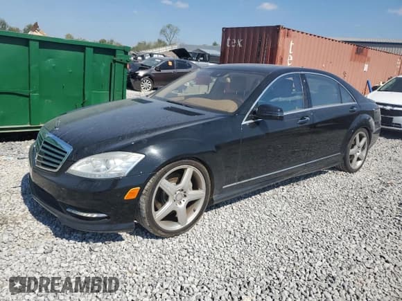 ✅ 2013 Mercedes-Benz S 550 • VIN: WDDNG7DB7DA513869 • Lot: 81994635. Listed on Copart with 165,433 mi. Free auction sales archive from the USA and detailed vehicle history report at DreamBid. Image 1.