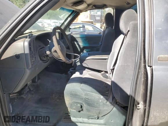 ✅ 2002 Chevrolet Silverado 1500 LS • VIN: 1GCEC14V82Z138747 • Лот: 75364174. Опубликован ранее на Copart с пробегом 213 878 миль. Бесплатный доступ к архиву аукционных продаж из США и подробный отчёт об истории автомобиля на DreamBid. Изображение 7.