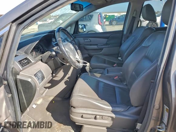 ✅ 2013 Honda Odyssey EX-L • VIN: 5FNRL5H63DB018973 • Lot: 96495415. Listed on Copart with 205,548 mi. Free auction sales archive from the USA and detailed vehicle history report at DreamBid. Image 7.