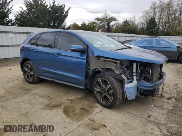 ✅ 2020 Ford Edge ST • VIN: 2FMPK4AP6LBA01700 • Lot: 89856135. Wystawiony na Copart z przebiegiem 40 545 mil. Bezpłatny archiwum sprzedaży aukcyjnych z USA i szczegółowy raport historii pojazdu na DreamBid. Zdjęcie 4.