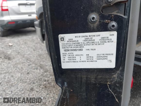✅ 1999 Chevrolet Silverado 1500 LS • VIN: 1GCEK19V0XE213953 • Лот: 43814275. Опубликован ранее на IAAI с пробегом 189 135 миль. Бесплатный доступ к архиву аукционных продаж из США и подробный отчёт об истории автомобиля на DreamBid. Изображение 9.