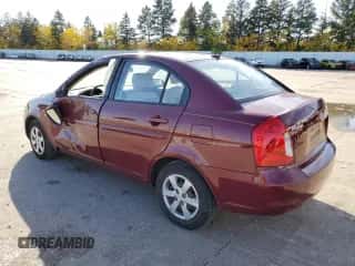 2008 Hyundai Accent GLS z VIN KMHCN46C08U279134, wystawiony jako Copart lot #78236604 z przebiegiem 169 562 mil mil oraz Czysty tytuł • Clean title. Historia ofert i sprzedaży dostępna na DreamBid. Obrazek 2.