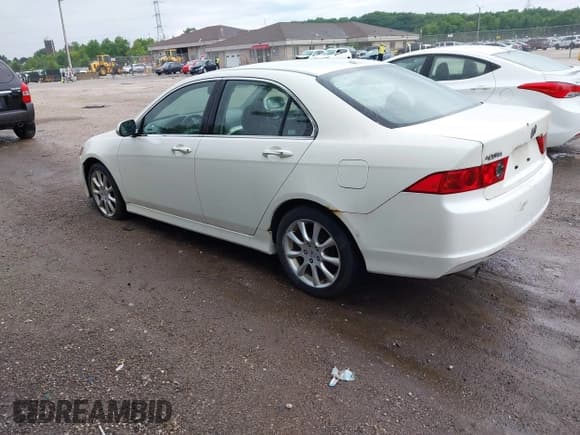 ✅ 2008 Acura TSX Nav • VIN: JH4CL96908C009658 • Lot: 42521491. Wystawiony na IAAI z przebiegiem 233 933 mil. Bezpłatny archiwum sprzedaży aukcyjnych z USA i szczegółowy raport historii pojazdu na DreamBid. Zdjęcie 3.