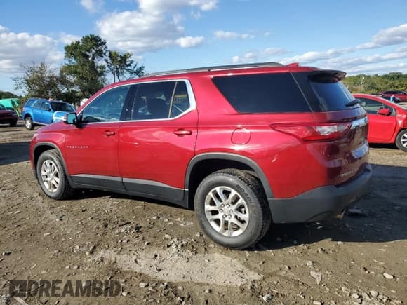 ✅ 2020 Chevrolet Traverse LT Cloth • VIN: 1GNEVGKWXLJ255844 • Lot: 85536955. Wystawiony na Copart z przebiegiem 37 724 mil. Bezpłatny archiwum sprzedaży aukcyjnych z USA i szczegółowy raport historii pojazdu na DreamBid. Zdjęcie 2.