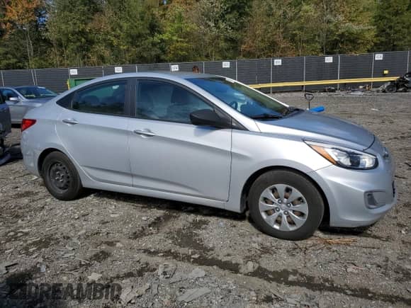 ✅ 2017 Hyundai Accent SE • VIN: KMHCT4AE7HU331065 • Lot: 86853605. Listed on Copart with 113,379 mi. Free auction sales archive from the USA and detailed vehicle history report at DreamBid. Image 4.