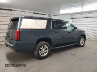 ✅ 2019 Chevrolet Suburban LT • VIN: 1GNSKHKC3KR399503 • Lot: 74956914. Wystawiony na Copart z przebiegiem 14 226 mil. Bezpłatny archiwum sprzedaży aukcyjnych z USA i szczegółowy raport historii pojazdu na DreamBid. Zdjęcie 3.
