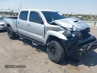✅ 2007 Toyota Tacoma • VIN: 3TMMU52N37M004174 • Lot: 42951969. Listed on IAAI with 257,774 mi. Free auction sales archive from the USA and detailed vehicle history report at DreamBid. Image 1.