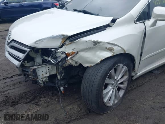 ✅ 2015 Toyota Venza LE • VIN: 4T3BA3BB9FU072079 • Lot: 42713859. Listed on IAAI with 176,907 mi. Free auction sales archive from the USA and detailed vehicle history report at DreamBid. Image 6.