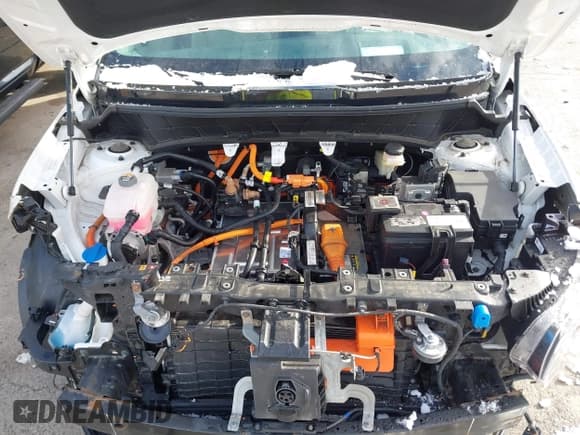 ✅ 2023 Kia Niro Wave • VIN: KNDCT3L18P5019998 • Lot: 43665874. Wystawiony na IAAI z przebiegiem 91 793 mil. Bezpłatny archiwum sprzedaży aukcyjnych z USA i szczegółowy raport historii pojazdu na DreamBid. Zdjęcie 10.