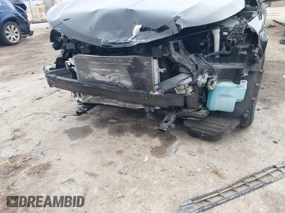 ✅ 2015 Chevrolet Impala LT • VIN: 2G1125S39F9277692 • Lot: 43747734. Listed on IAAI with 116,049 mi. Free auction sales archive from the USA and detailed vehicle history report at DreamBid. Image 6.