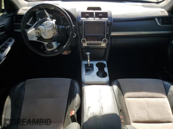 ✅ 2014 Toyota Camry SE • VIN: 4T1BF1FK1EU857252 • Лот: 91526565. Опубликован ранее на Copart с пробегом 144 591 миль. Бесплатный доступ к архиву аукционных продаж из США и подробный отчёт об истории автомобиля на DreamBid. Изображение 8.