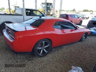 ✅ 2015 Dodge Challenger R/T • VIN: 2C3CDZAT0FH884917 • Lot: 61373644. Wystawiony na Copart z przebiegiem 333 333 mil. Bezpłatny archiwum sprzedaży aukcyjnych z USA i szczegółowy raport historii pojazdu na DreamBid. Zdjęcie 3.