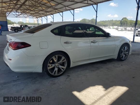 ✅ 2018 Infiniti Q70 Luxe • VIN: JN1BY1AP0JM180502 • Lot: 63908725. Wystawiony na Copart z przebiegiem 77 067 mil. Bezpłatny archiwum sprzedaży aukcyjnych z USA i szczegółowy raport historii pojazdu na DreamBid. Zdjęcie 3.