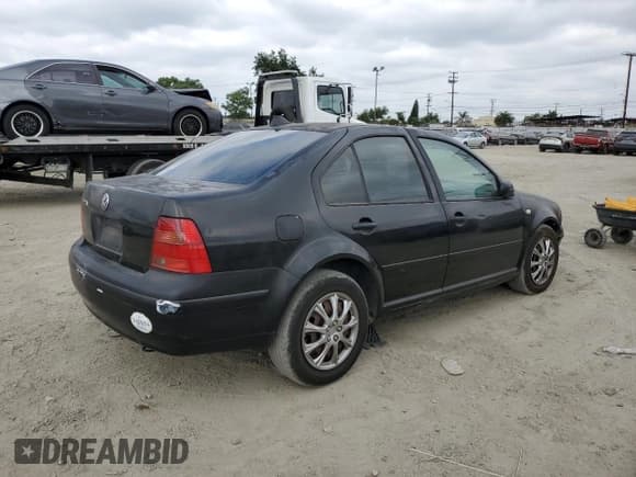 ✅ 1999 Volkswagen Jetta GL • VIN: 3VWRC29M1XM016289 • Lot: 80192555. Listed on Copart with 274,778 mi. Free auction sales archive from the USA and detailed vehicle history report at DreamBid. Image 3.