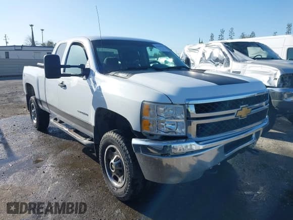 ✅ 2013 Chevrolet Silverado 2500HD Work Truck • VIN: 1GC2KVCGXDZ403672 • Lot: 41944179. Listed on IAAI with 232,436 mi. Free auction sales archive from the USA and detailed vehicle history report at DreamBid. Image 1.