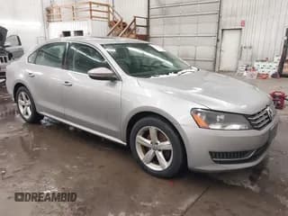 ✅ 2012 Volkswagen Passat SE • VIN: 1VWBN7A35CC046063 • Lot: 43882332. Listed on IAAI with 233,532 mi. Free auction sales archive from the USA and detailed vehicle history report at DreamBid. Image 1.