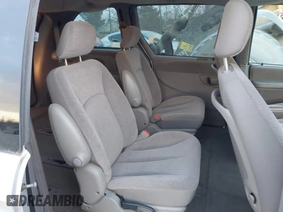 ✅ 2001 Dodge Caravan SE • VIN: 1B4GP45G21B103463 • Lot: 43670168. Wystawiony na IAAI z przebiegiem 191 304 mil. Bezpłatny archiwum sprzedaży aukcyjnych z USA i szczegółowy raport historii pojazdu na DreamBid. Zdjęcie 8.