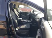 ✅ 2023 Ford Edge SE • VIN: 2FMPK4G9XPBA04131 • Lot: 41784706. Wystawiony na IAAI z przebiegiem 19 113 mil. Bezpłatny archiwum sprzedaży aukcyjnych z USA i szczegółowy raport historii pojazdu na DreamBid. Zdjęcie 5.