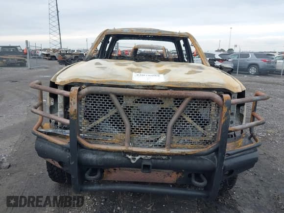 ✅ 2016 Chevrolet Silverado 2500HD LTZ • VIN: 1GC1KWE89GF270352 • Lot: 43078955. Listed on IAAI with Not provided. Free auction sales archive from the USA and detailed vehicle history report at DreamBid. Image 6.
