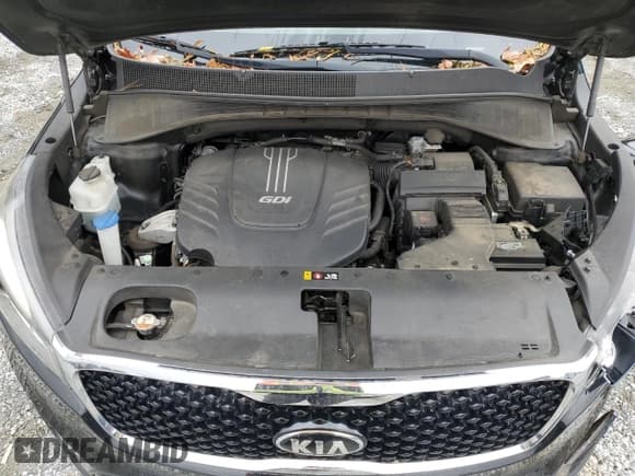 ✅ 2018 Kia Sorento EX • VIN: 5XYPH4A50JG356906 • Лот: 90227015. Опубликован ранее на Copart с пробегом 103 102 миль. Бесплатный доступ к архиву аукционных продаж из США и подробный отчёт об истории автомобиля на DreamBid. Изображение 12.