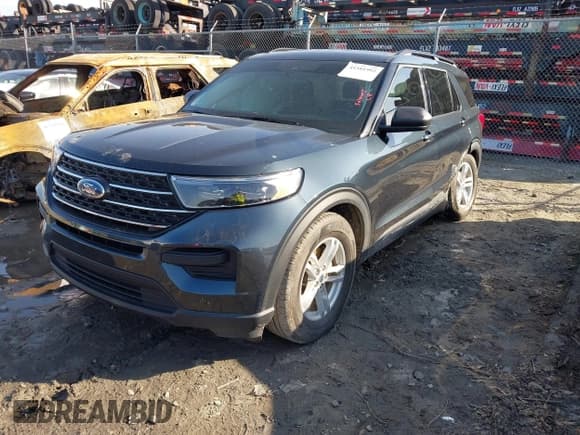 ✅ 2022 Ford Explorer XLT • VIN: 1FMSK7DH8NGB75800 • Lot: 41581992. Wystawiony na IAAI z przebiegiem 26 692 mil. Bezpłatny archiwum sprzedaży aukcyjnych z USA i szczegółowy raport historii pojazdu na DreamBid. Zdjęcie 2.