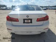 ✅ 2018 BMW 5 Series 540i • VIN: WBAJE5C55JWA97561 • Lot: 71202295. Wystawiony na Copart z przebiegiem 57 619 mil. Bezpłatny archiwum sprzedaży aukcyjnych z USA i szczegółowy raport historii pojazdu na DreamBid. Zdjęcie 6.