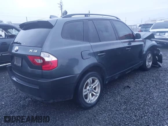 ✅ 2004 BMW X3 3.0i • VIN: WBXPA93424WC33594 • Lot: 43599982. Listed on IAAI with 180,636 mi. Free auction sales archive from the USA and detailed vehicle history report at DreamBid. Image 4.