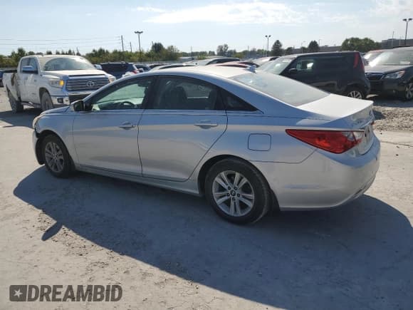 ✅ 2011 Hyundai Sonata GLS • VIN: 5NPEB4AC9BH191617 • Lot: 72048964. Listed on Copart with 155,092 mi. Free auction sales archive from the USA and detailed vehicle history report at DreamBid. Image 2.