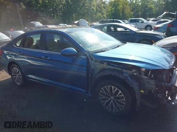✅ 2019 Volkswagen Jetta SEL • VIN: 3VWE57BU0KM165026 • Lot: 43058149. Listed on IAAI with 45,542 mi. Free auction sales archive from the USA and detailed vehicle history report at DreamBid. Image 14.