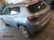 ✅ 2022 Jeep Compass Latitude • VIN: 3C4NJCBB3NT145854 • Lot: 43549910. Wystawiony na IAAI z przebiegiem 55 208 mil. Bezpłatny archiwum sprzedaży aukcyjnych z USA i szczegółowy raport historii pojazdu na DreamBid. Zdjęcie 3.