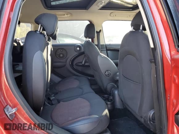 ✅ 2014 MINI Countryman S • VIN: WMWZC5C59EWP39419 • Lot: 81989125. Wystawiony na Copart z przebiegiem 73 760 mil. Bezpłatny archiwum sprzedaży aukcyjnych z USA i szczegółowy raport historii pojazdu na DreamBid. Zdjęcie 10.