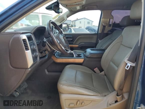 ✅ 2018 Chevrolet Silverado 1500 LTZ • VIN: 3GCUKSEJ2JG195475 • Lot: 61949685. Wystawiony na Copart z przebiegiem Nie podano. Bezpłatny archiwum sprzedaży aukcyjnych z USA i szczegółowy raport historii pojazdu na DreamBid. Zdjęcie 7.