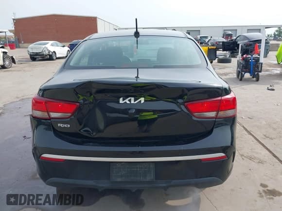 ✅ 2022 Kia Rio S • VIN: 3KPA24AD6NE433327 • Lot: 43158965. Listed on IAAI with 80,980 mi. Free auction sales archive from the USA and detailed vehicle history report at DreamBid. Image 19.