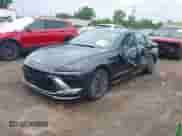 2024 Hyundai Sonata SEL z VIN KMHL34JJ5RA098531, wystawiony jako IAAI lot #42508610 z przebiegiem 3 026 mil mil oraz . Historia ofert i sprzedaży dostępna na DreamBid. Obrazek 17.