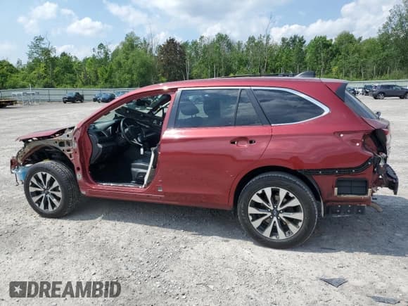 ✅ 2017 Subaru Outback Limited • VIN: 4S4BSENC5H3368022 • Lot: 61833005. Listed on Copart with 38,998 mi. Free auction sales archive from the USA and detailed vehicle history report at DreamBid. Image 2.