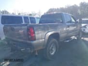 ✅ 2006 Chevrolet Silverado 2500HD LT1 • VIN: 1GCHK23D76F211225 • Lot: 41454948. Listed on IAAI with 203,000 mi. Free auction sales archive from the USA and detailed vehicle history report at DreamBid. Image 4.