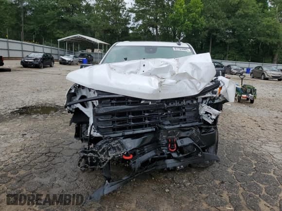 ✅ 2023 Chevrolet Silverado 1500 LT Trail Boss • VIN: 3GCUDFE85PG328124 • Lot: 61724685. Wystawiony na Copart z przebiegiem Nie podano. Bezpłatny archiwum sprzedaży aukcyjnych z USA i szczegółowy raport historii pojazdu na DreamBid. Zdjęcie 5.