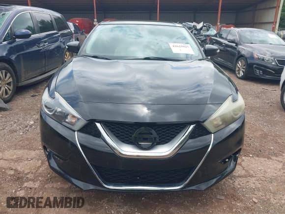 ✅ 2017 Nissan Maxima S • VIN: 1N4AA6AP4HC379097 • Lot: 42625927. Listed on IAAI with 185,292 mi. Free auction sales archive from the USA and detailed vehicle history report at DreamBid. Image 12.
