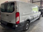 ✅ 2017 Ford Transit • VIN: 1FTYE9ZM8HKA10984 • Lot: 55094735. Wystawiony na Copart z przebiegiem 116 923 mil. Bezpłatny archiwum sprzedaży aukcyjnych z USA i szczegółowy raport historii pojazdu na DreamBid. Zdjęcie 4.