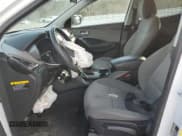 ✅ 2018 Hyundai Santa Fe 2.4L • VIN: 5NMZT3LB9JH052550 • Лот: 40861503. Опубликован ранее на Copart с пробегом 119 191 миль. Бесплатный доступ к архиву аукционных продаж из США и подробный отчёт об истории автомобиля на DreamBid. Изображение 7.