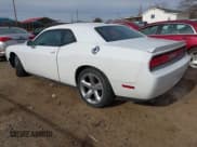✅ 2013 Dodge Challenger R/T • VIN: 2C3CDYBT8DH724368 • Lot: 41404087. Wystawiony na IAAI z przebiegiem 208 959 mil. Bezpłatny archiwum sprzedaży aukcyjnych z USA i szczegółowy raport historii pojazdu na DreamBid. Zdjęcie 3.